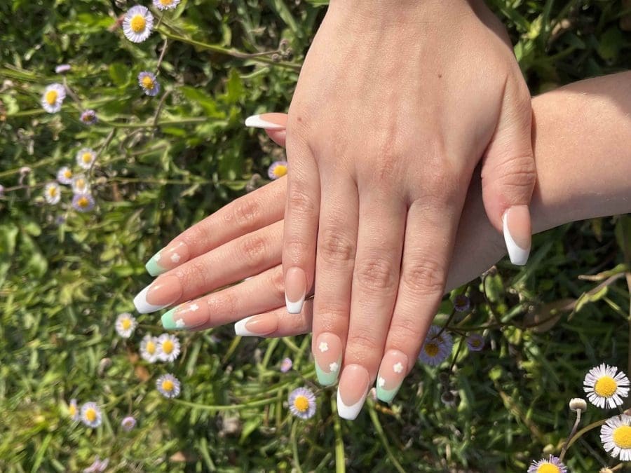 découvrez notre sélection d'indispensables pour le printemps : des vêtements légers, des accessoires colorés et des astuces pour profiter pleinement de la saison. adoptez les tendances printanières et réveillez votre garde-robe avec style !